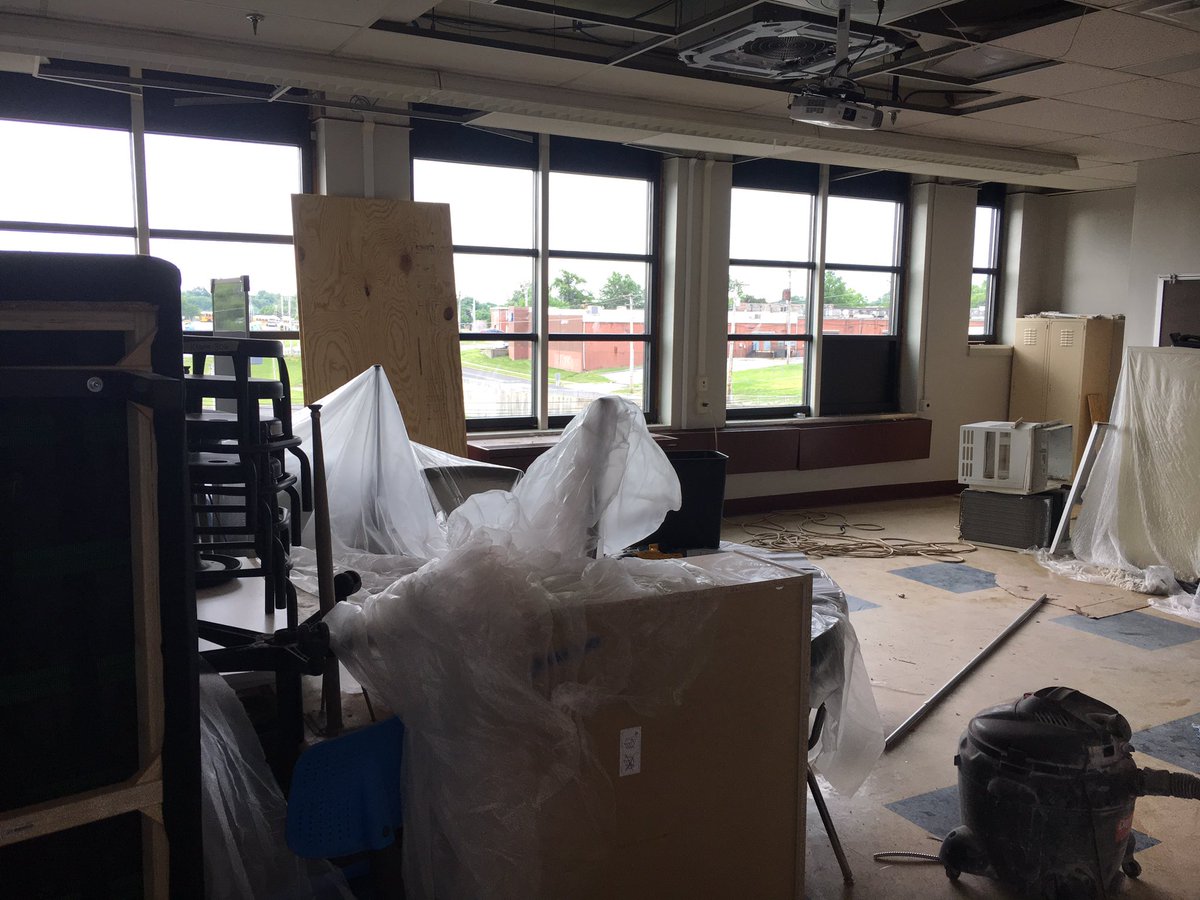 MOSAIC_STL's tweet image. Work continues at MOSAIC to add new windows, HVAC and ceilings. It will be beautiful when finished.