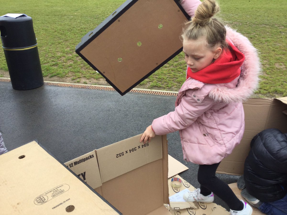 PinehamBarns's tweet photo. Camp Out for Compassion. 
A fantastic day for our children in Year Two and Three, working with The Hope Centre to learn about the charity and how they can help. https://t.co/nMAT4c7PLH