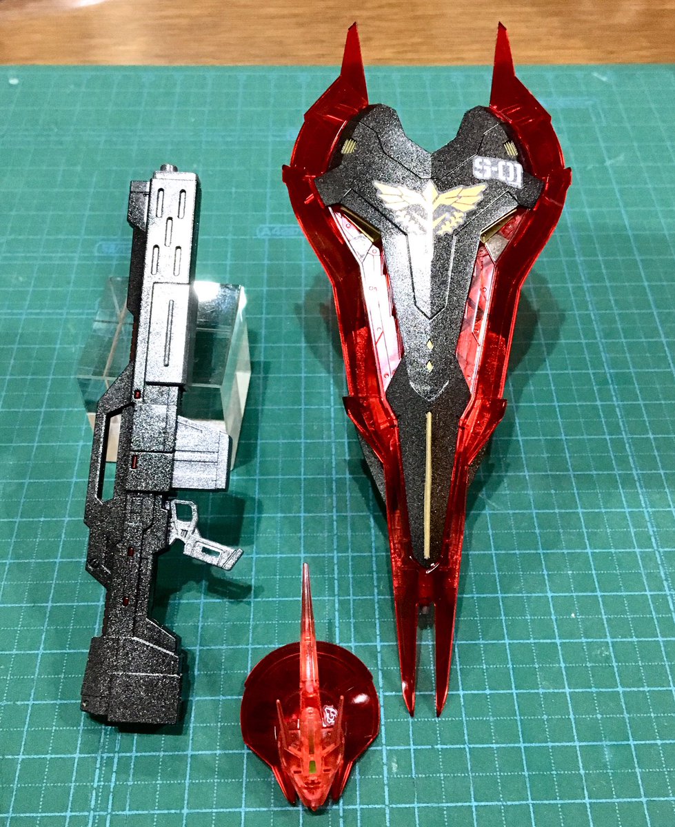 綺羅 Rgサザビー クリアカラー 完成 とっても綺麗 頑張って内部フレームをメタリック塗装したかいがあった サザビー ガンプラ T Co S1nd3tj5xu Twitter 綺羅 Rgサザビー クリアカラー 完成 とっても綺麗 頑張って内部フレームをメタリック塗装したかいがあった サザビー ガンプラ T Co S1nd3tj5xu Twitter