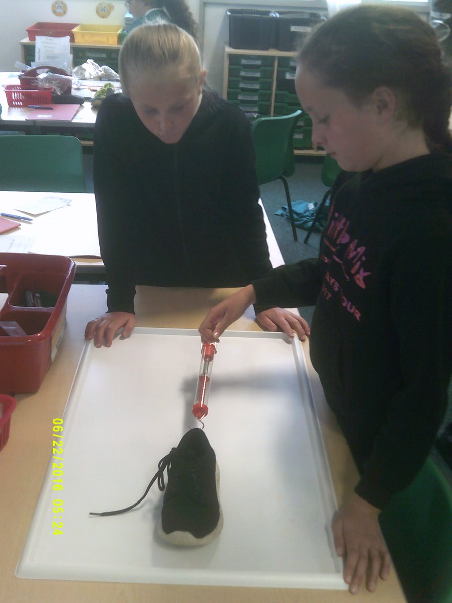 ClaveringTS27's tweet photo. #5JB In Science, we are currently learning about different forces. Today we conducted an experiment testing the friction of different surfaces. https://t.co/Nnhcodcxta