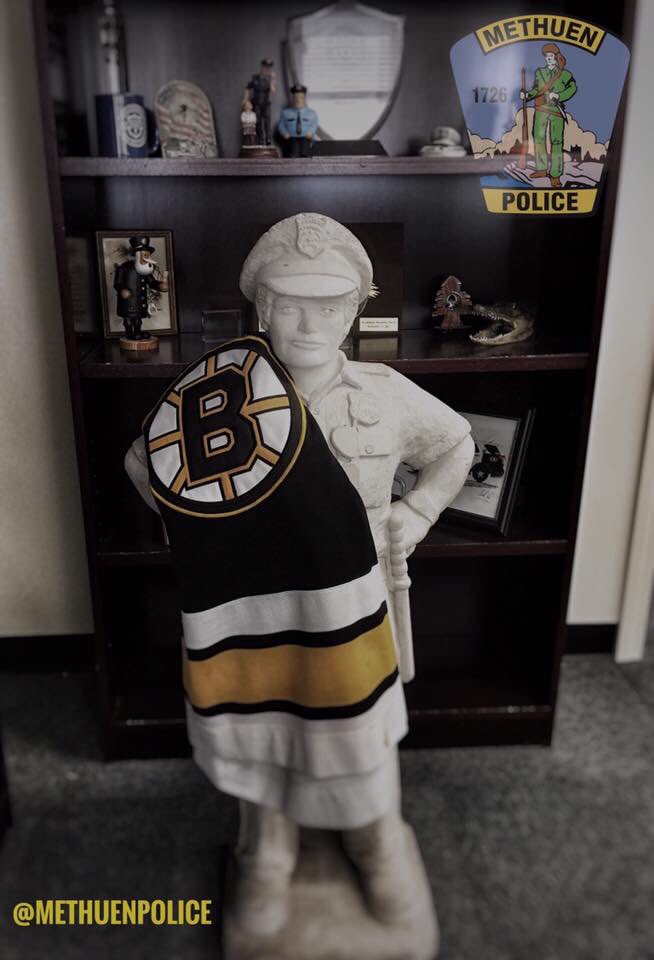 Chief Solomon &amp; the Men 👮‍♂️ &amp; Women👮🏻‍♀️ of the #Methuen PD wish all of our followers a Fun, yet Safe Stanley Cup Final 🏒Game 7! Mini Robert Rogers is posing for his shot. He can’t wait to ditch the uniform and throw on his Bruins jersey tonight #CopsWatchBruinsToo 
💛 GO BRUINS!