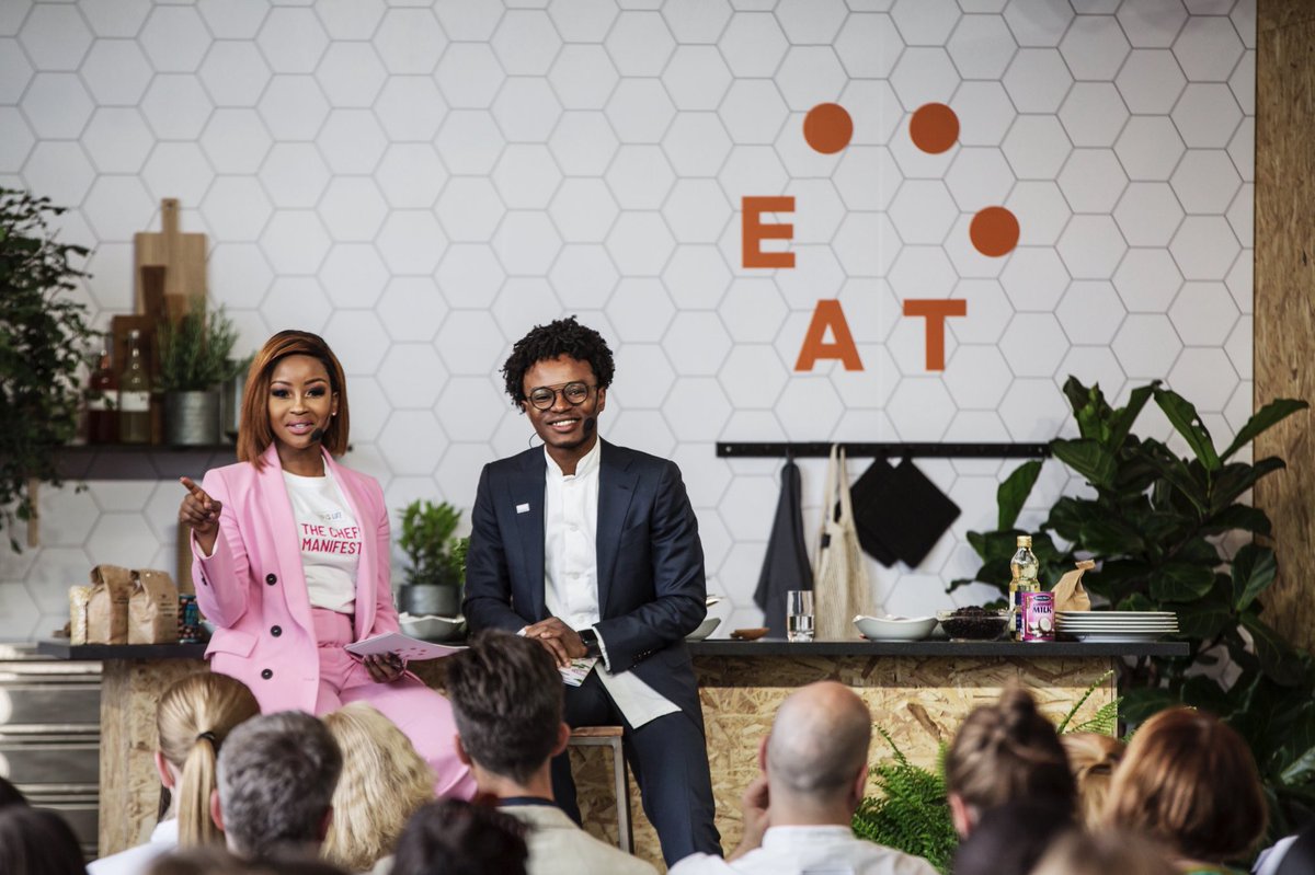 Lorns_Maseko's tweet photo. Absolutely loved hosting @EATforum this afternoon along @chefsmanifesto | some really engaging conversations started with Chef @elegbede1m - here’s to continuing the journey of food sustainability | #EatForum19 | #ChefsManifesto | #FoodForever | @FoodForever2020 | https://t.co/KLoeZfonQo