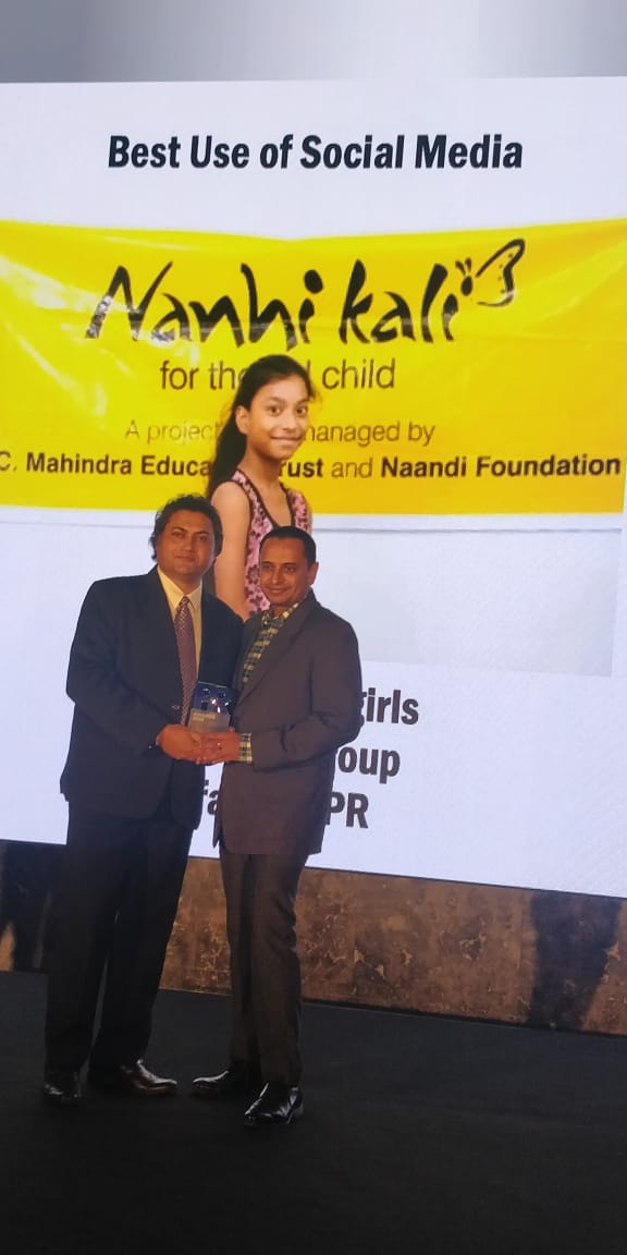 Our Mahindra team is on a roll, super excited to have also bagged a Silver in the 'Best use of Social Media' category for it's Nanhikali - for the girl child' campaign. #PRAwardsAsia2019 #Congratulations
