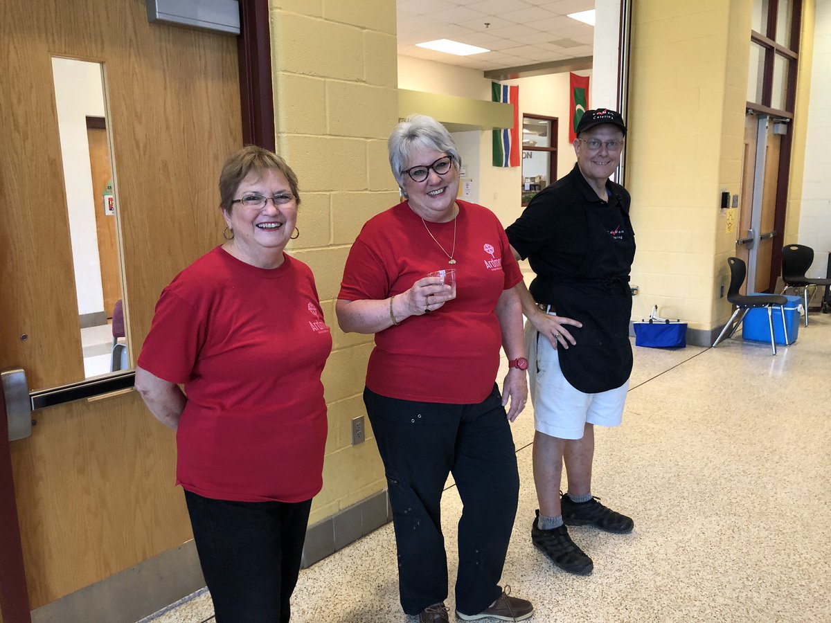 SpeasGlobal's tweet photo. Thank you to our #SpeasPTA and @ArdmoreUMC for the lovely and delicious brunch! ❤️🐝❤️🐝 @wsfcs https://t.co/U9EaG6VimY