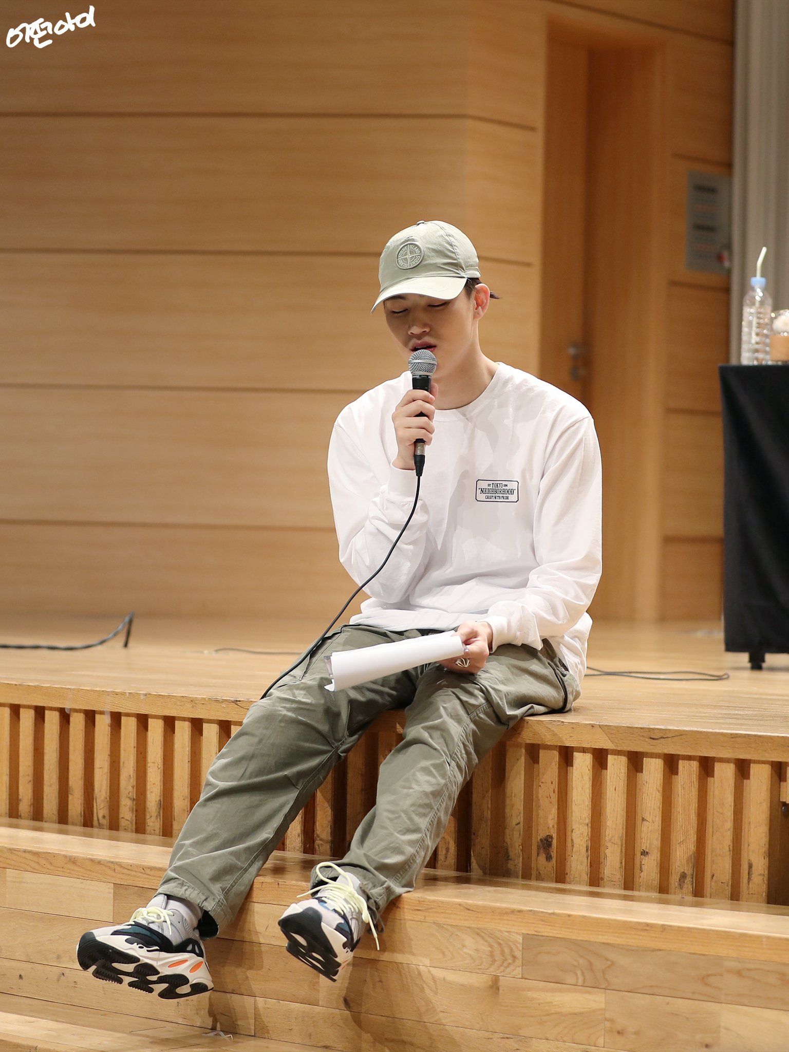 D83kA3sU8AEZj31.jpg:orig