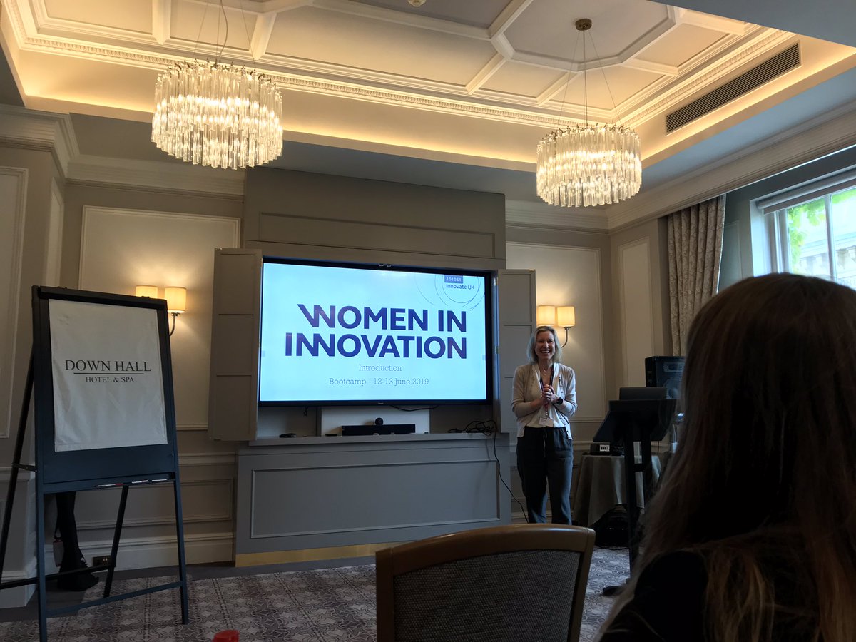 FanyaIsmail's tweet photo. Amazing to be in a room full of talent, skills and experience to support and drive #technology #innovation forward @KTNUK @innovateuk @EEN_EU #WII19 #womeninnovate https://t.co/Hco6Y2DOx6