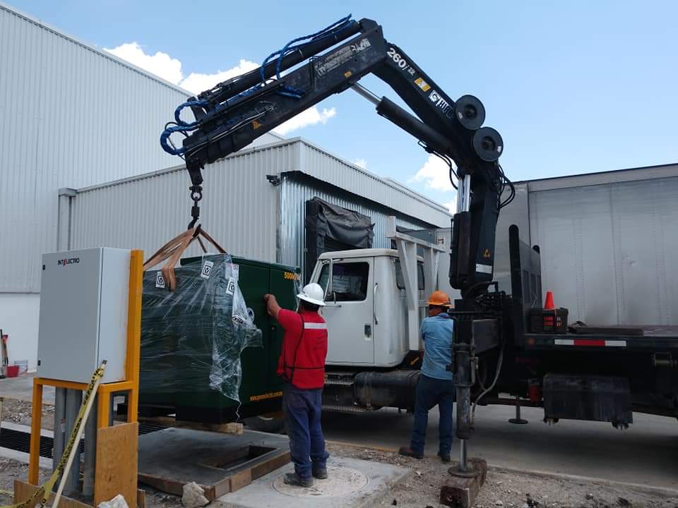 Intelectro_SLP's tweet photo. Montaje de transformador para ampliación de capacidad instalada.
Trabajo en #Equipo con Proclima en la planta de @Yazaki con apoyo y suministros de @INPOCE, @AlianzaElectric, @procablesmx, @Elektron_mx, entre otros.
#Intelectro #Teamwork https://t.co/NnzYufpIgm