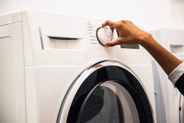 shapeinnovate's tweet photo. Smart Fabrics are Coming, But What About Washability and E-textiles Degradation?
#TextileComputing #SmartFabrics #SmartTextiles #WearableTech #Innovation #IoT Link: https://t.co/91ps7IA62e https://t.co/LcIRYLgNX6