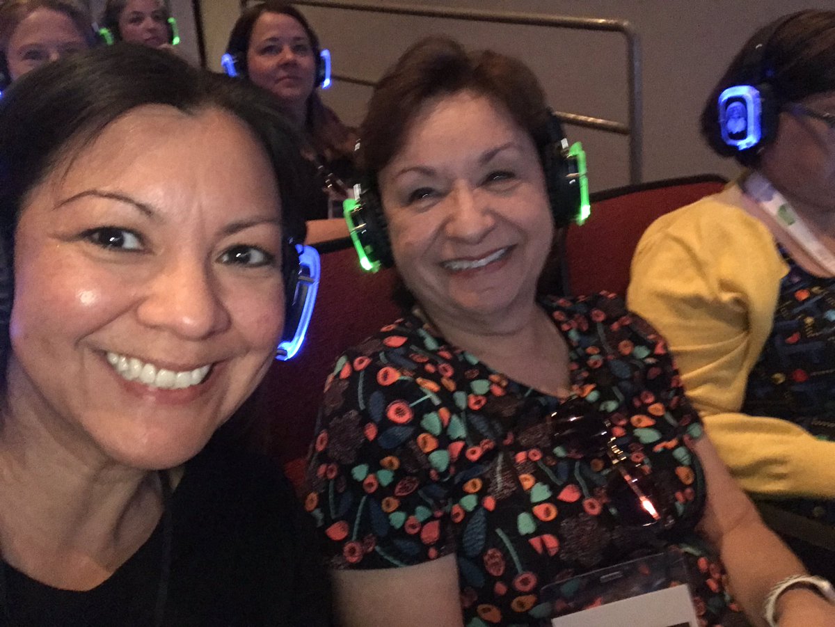 BookChicaTX's tweet photo. @MatthewXJoseph Headphones! #LearnFestATX https://t.co/H4xcKcQlMA