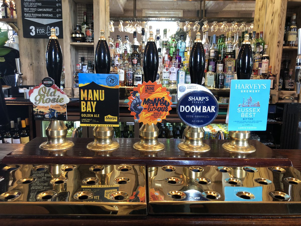 LaineBrewCo's tweet image. Popped in to @theparkviewbn1 pub to see our cask exclusive #Mangolicious front and centre - what a beaut if we say so ourselves 😍 #Brighton #CraftBeer #GoodTimesBrewery