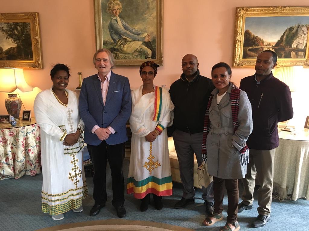 IrlEmbEthiopia's tweet photo. Last year Slane was voted the friendliest village in Ireland. We can see why! Today the #Ethiopian Minister of Culture and Tourism met the community, incl Minister of State Helen McEntee. Community is central for promoting great tourism destinations @SlaneCommunity @HMcEntee https://t.co/lBt93qQy71