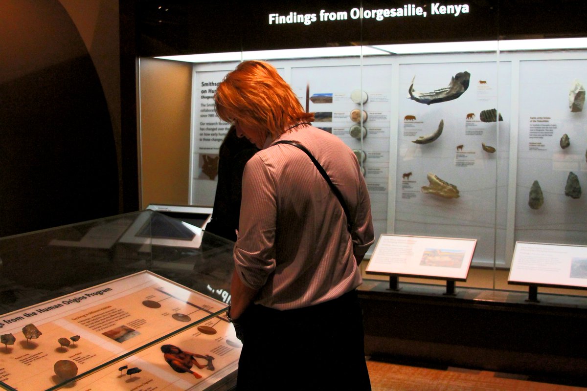GlobalSI's tweet photo. Want to learn how research turns into reality within our museums? Entering #DeepTime in @NMNH features the Human Origins Program located in Kenya that's highlighted on the Smithsonian Global website! https://t.co/v29MqwR7jC #SIGlobal #MoreThanAMuseum https://t.co/oOWCNyea75