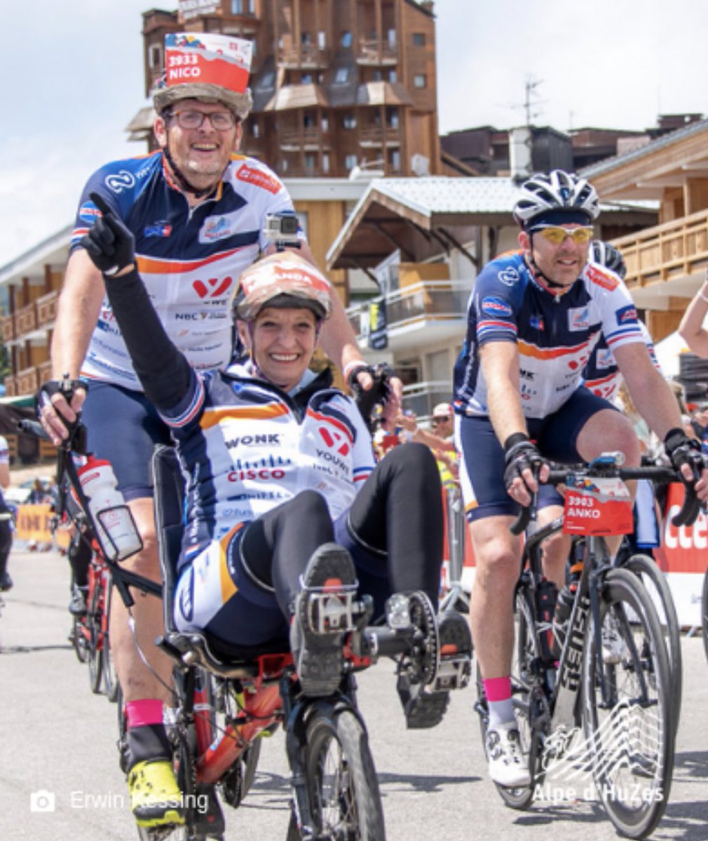 Bijna een week geleden ging je over de finish. En gelukkig hebben we de foto's nog! Die kun je hier vinden: ad6.nl/2KMDp99%20

Staat je foto er niet bij? Geen zorgen, kom dan later even terug. Onze fotografen zijn druk bezig al hun foto's erbij te zetten. #ad6