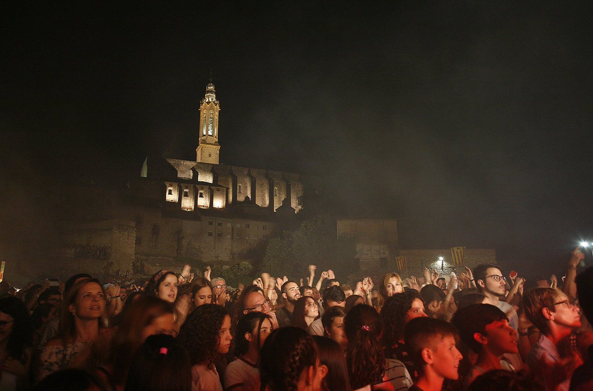 Encara no saps quins són els concerts de la vigília de Sant Joan? 🤩

🎤Itaca Band
🎤Boikot
🎤Pupil·les
🎤Dj Eficaz

🗓 23 de juny 
🕓 A partir de les 24.30h
📍Aparcament Barri Antic

#SantJoanValls #FestaMajor