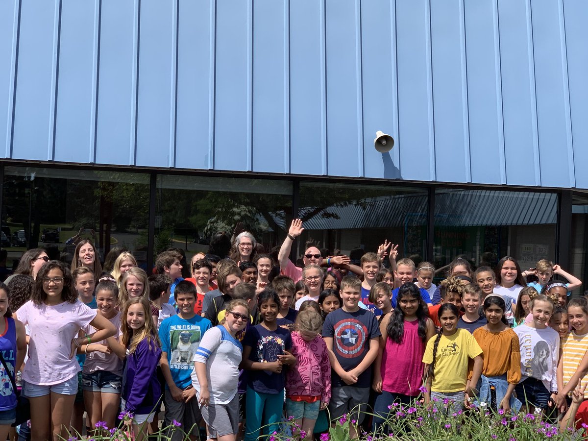 Mr. Welch being presented with his “Kindness Matters” rock in our courtyard by our graduating sixth graders. Good luck to both Mr. Welch in his retirement, and our amazing sixth graders as they enter Middle School! <a href="/WindyWhales/">Windermere School</a>