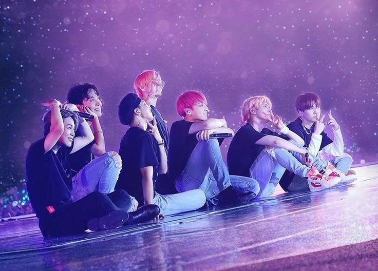 Концерт бтс арми океан. Bts symphony army. The wings tour bts фотосессия. Концерт бтс 2018. Bts wings концерт.