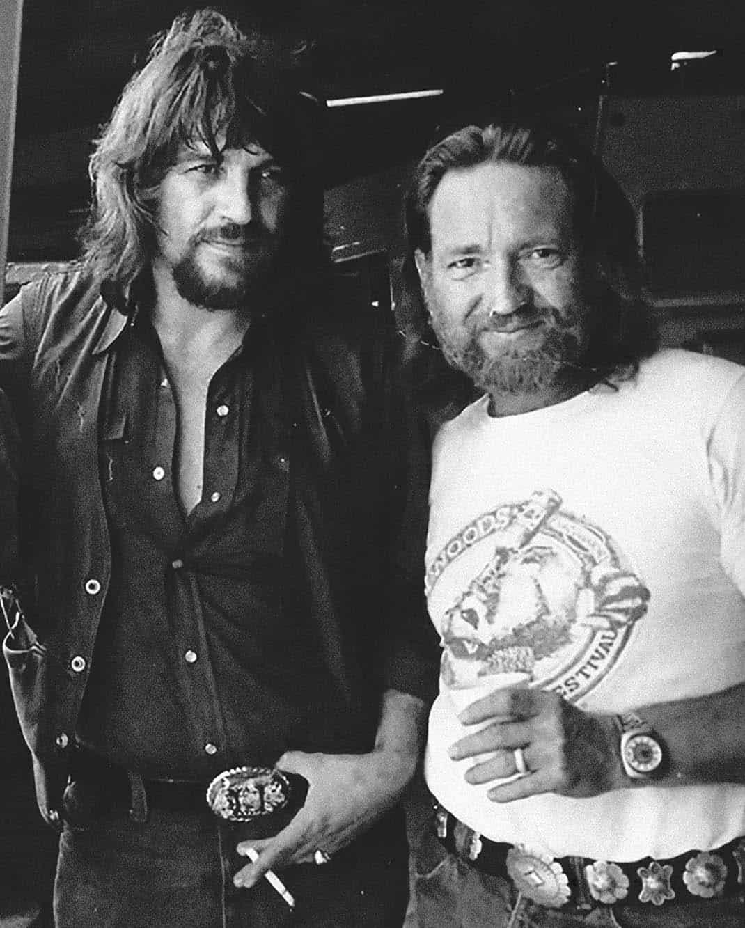 site:twitter.com waylon jennings 