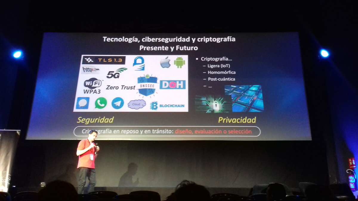 VEscudero's tweet photo. Disfrutando en #CISODay2019  con @raulsiles y #CriptoCert https://t.co/EGFshvuUP3