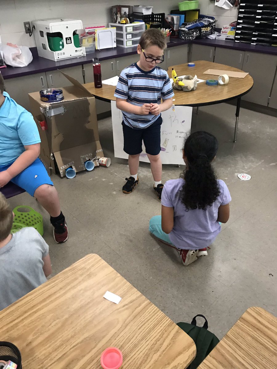 kskinner3's tweet photo. Best day ever! We are having arcade day! These games are amazing. Such a creative group of students. #stingers19 https://t.co/Y5P0GyEz2m