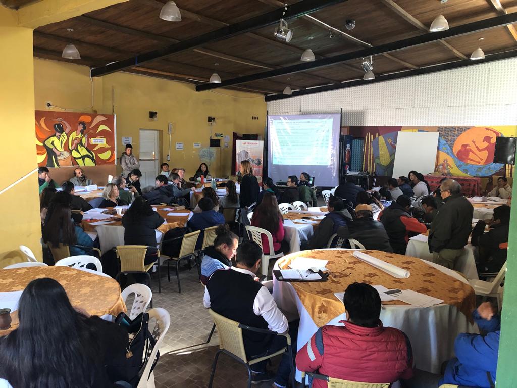 amanda_fuxman's tweet photo. Agroindustria participa del 3° Foro de Cultivos Andinos #Jujuy organizado por PROCANOR - DIPROSE. Más de 80 productores definiendo el plan estratégico. https://t.co/1Iu93oDg0w