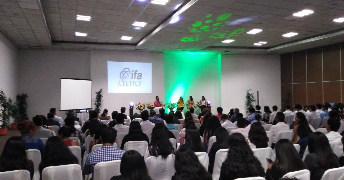 Miguelabm4's tweet photo. Así iniciamos el día! Ya estamos en la clausura del programa " #Emprendedores y #Empresarios" un gusto poder apoyar a los emprendedores!!
#Pasión #Emprender #Disciplina #JA Morelos #CREIG https://t.co/TfiAy4ye1D
