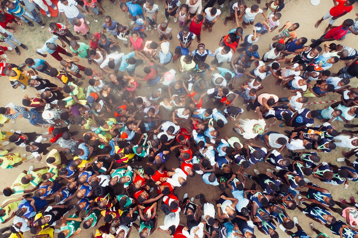 FDDA2020's tweet photo. 🚨 CONCOURS 🚨
⌚ J-9 pour le RDV incontournable de toutes les diasporas africaines.
Tu veux créer ou renforcer ton réseau ? Alors remporte des places pour le prochain #FDDA19 ! https://t.co/dJonUXuko0