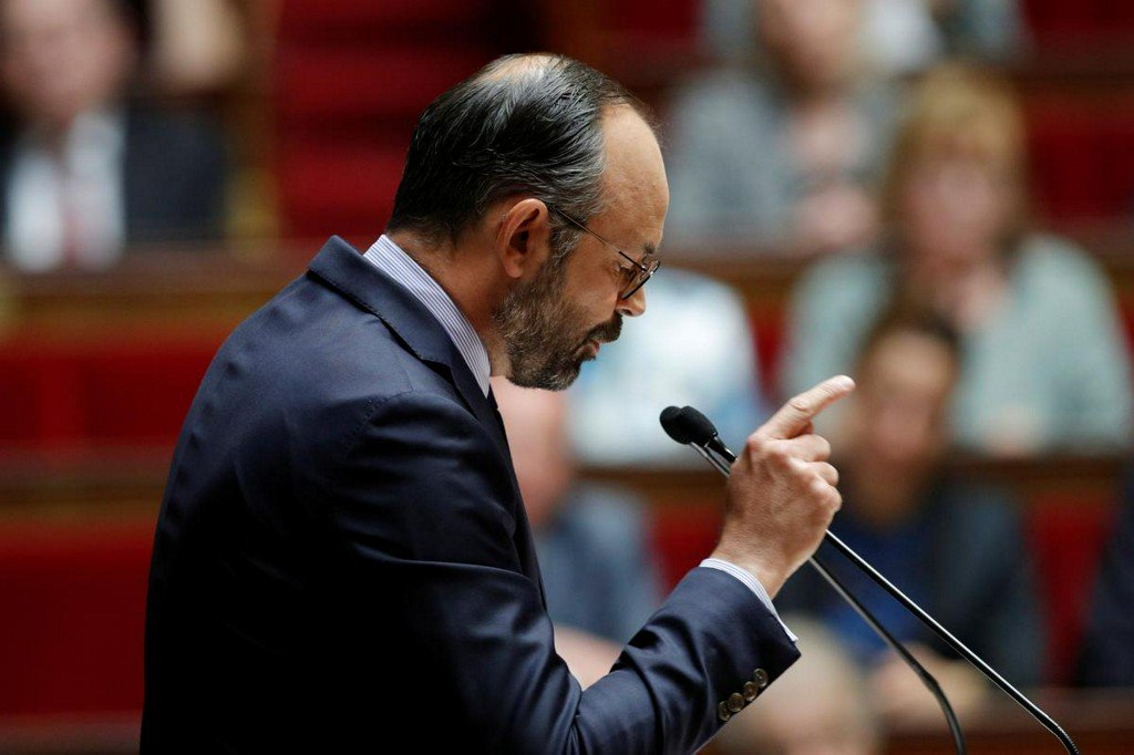 French PM says unemployment benefits to be tightened, taxes cut https://reut.rs/2IvCpU0