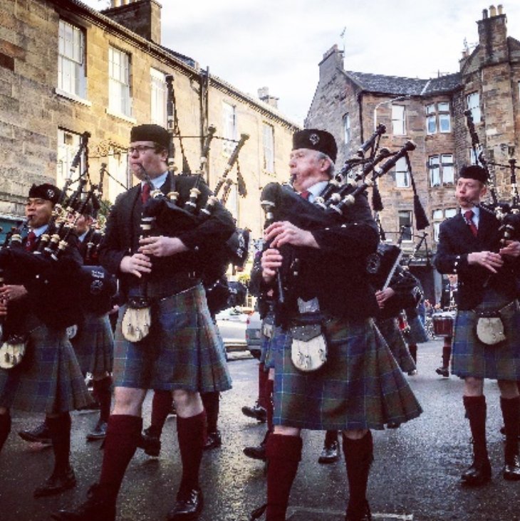 theSpurtle's tweet photo. Drouchit and downhearted? Imagine a world beyond Broughton full of sunshine, events, and no cars … Read on: https://t.co/x7to753Wm4 https://t.co/BA4tQ4ArUs