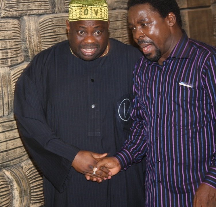 DeleMomodu's tweet image. Happy birthday to the great man of God, a man sent to the world to lift millions out of poverty and diseases, PASTOR TEMITOPE  BALOGUN JOSHUA...