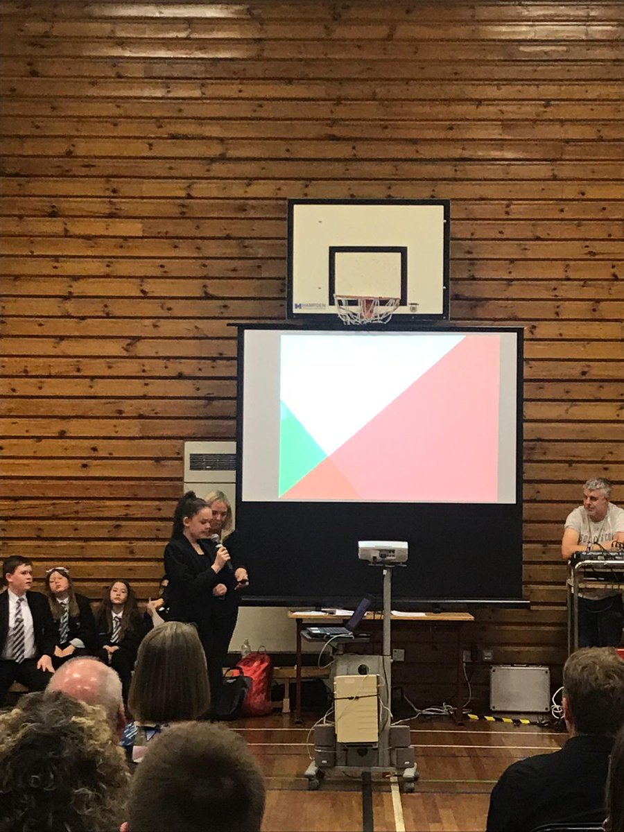 MrPrescottPE's tweet photo. Fantastic presentation by S1 Rybecca, informing parents and S1 of everything she learned in the Bannerman European Championships IDL Project #S1showcase #bestofbannerman https://t.co/TIIZqs6X4a