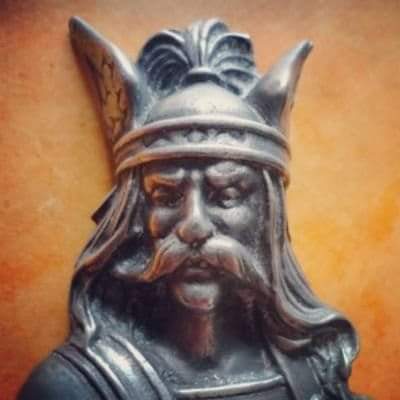 boiselalex's tweet image. Vous êtes pour ou contre un dépôt de plainte contre Naima Salhi pour son appel au meurtre de notre président et militants du MAK