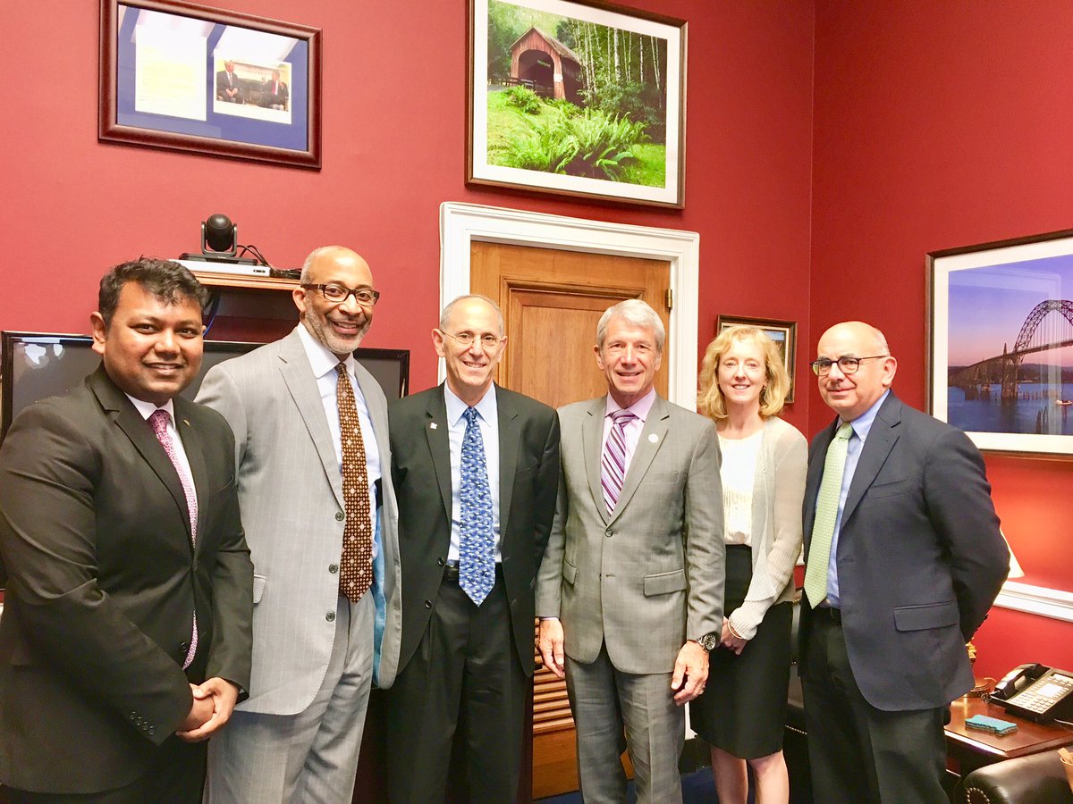 nature_oregon's tweet photo. @RepSchrader, thanks to your leadership, we’re building on the success of the #FireFix to help @forestservice be better equipped to accelerate the health & restoration of our fed forests. Our trustees thank you for your conservation leadership. #VoicesForNature https://t.co/guHGYBosHZ
