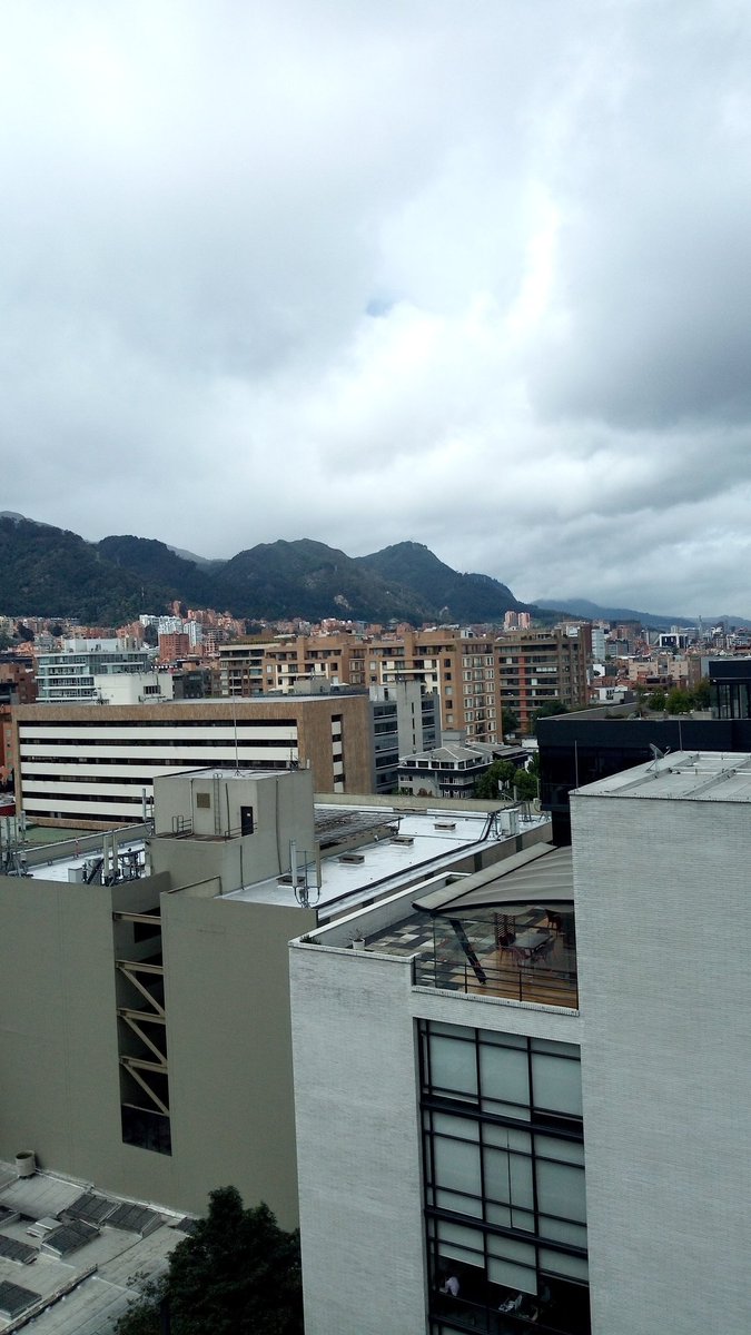 SebasMaYe's tweet image. Asíuqe  tambien se pueden subir fotos😅😅😅 que ignorancia la mia jajajaja Acá una fotico desde donde trabajo hoy😁