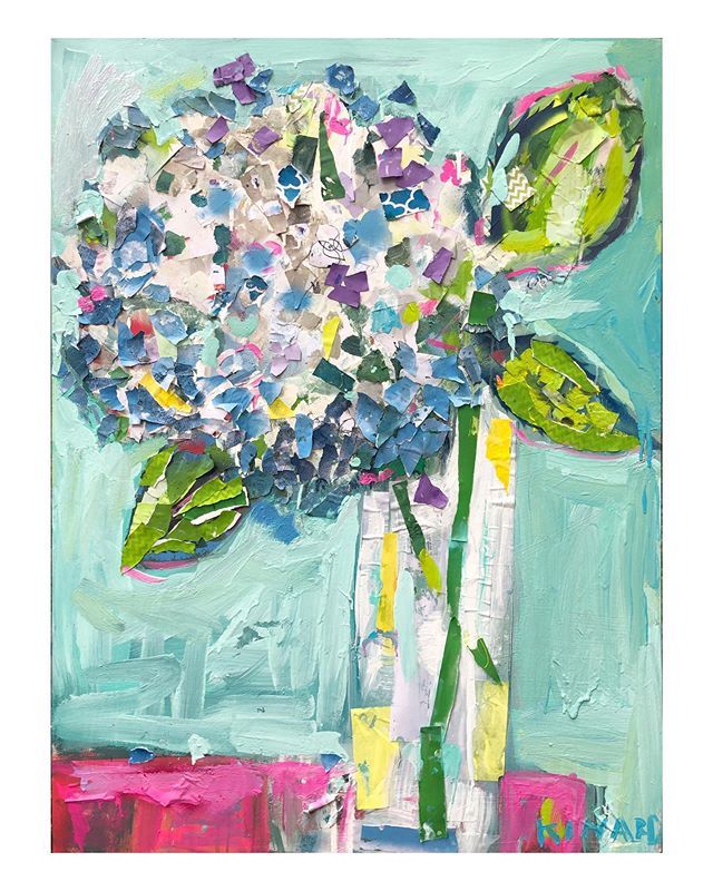 It wouldn’t be summer without hydrangeas and mine are in full bloom!  I picked a fresh one to paint in the studio today. I love the colors of summer.
.
.
”Summer Hydrangea” #48x36 #mixedmedia #summerdays #hydrangeapainting #mysouthernliving #clpicks #southerngoldcoast #seapi…