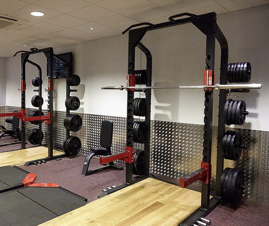 Perfor4Sport's tweet photo. Good week for us here at #Performance4Sport.
Sat/Sun-🏎 @Plowey @kelvin_fletcher 
Mon-⚽️@Pavfunball, 
Tues-🎾@wortham_tennis, 
Wed-🏃‍♂️@WaveneyValleyAC, 
Sat-🏊🏻‍♂️ @LOBSC 

All hosted at great facilities: @SilverstoneUK @NorfolkCountyFA, @wortham_tennis, @waterlanelc, @Sentinelleisure https://t.co/cBltS4UuGi