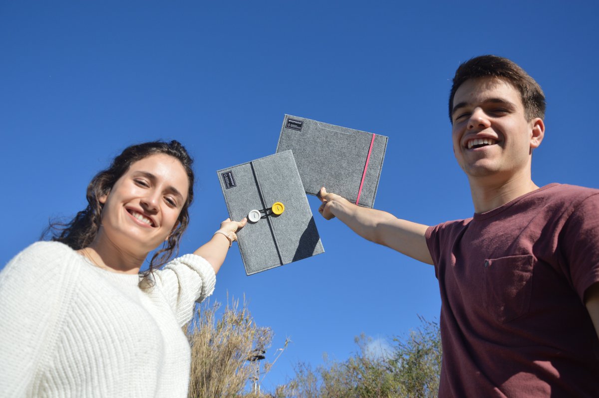 dzabalaba_'s tweet photo. 🏆 Este (semi)premio es muy ilusionante para todo el equipo de @ekomodo_ que lo vivimos, disfrutamos y sufrimos a diario: @Adrisneverland y @Gartzi_Aritz. 

🚀 Emprender (o intraemprender) es bonito, sí. Pero también duro. 

Y de vez en cuando viene bien celebrar victorias. 🥂 https://t.co/Nq48MA113T