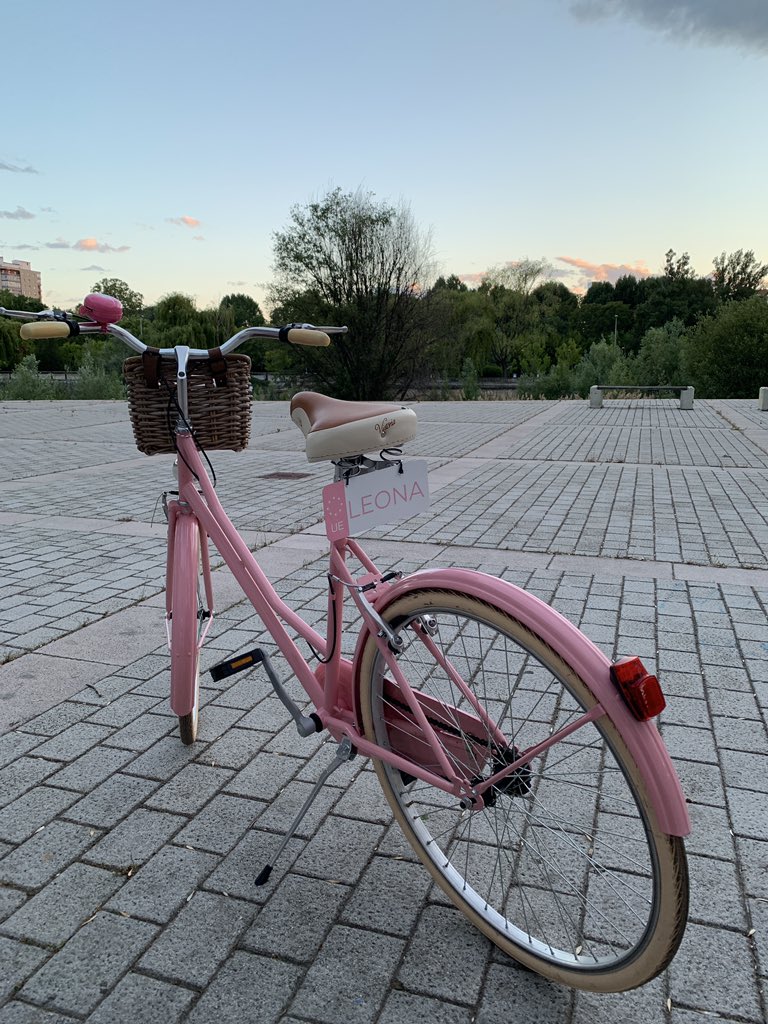 Un poquito de desconexión 💕🍃...
#leonabydianamartin #leonesp