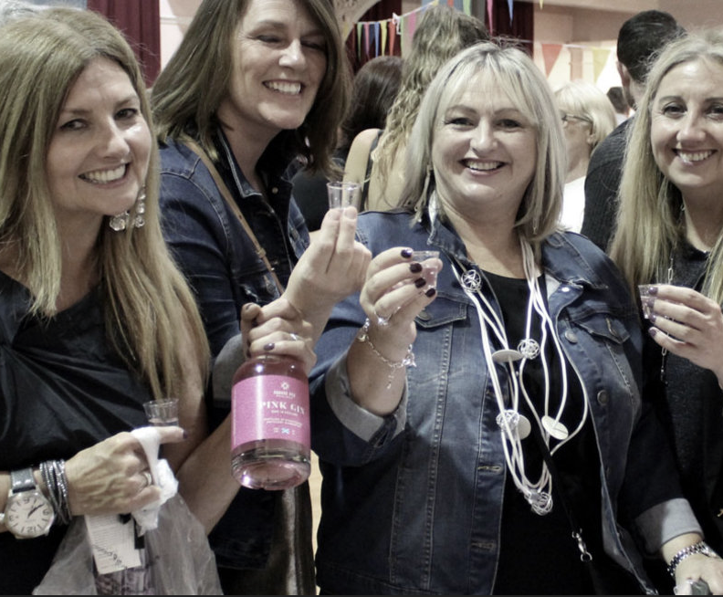 scottish_gin's tweet photo. WIN a pair of VIP tickets to GinFall @SoCocktail in #Hamilton on 29th June!
You will also get a bottle of #ScottishGin to take home with you FREE on the day!
To enter read all about the festival at https://t.co/h5iU6VszeS and comment below.
Closes 18/6. Over 18s only. Good luck! https://t.co/8Juq484MTi