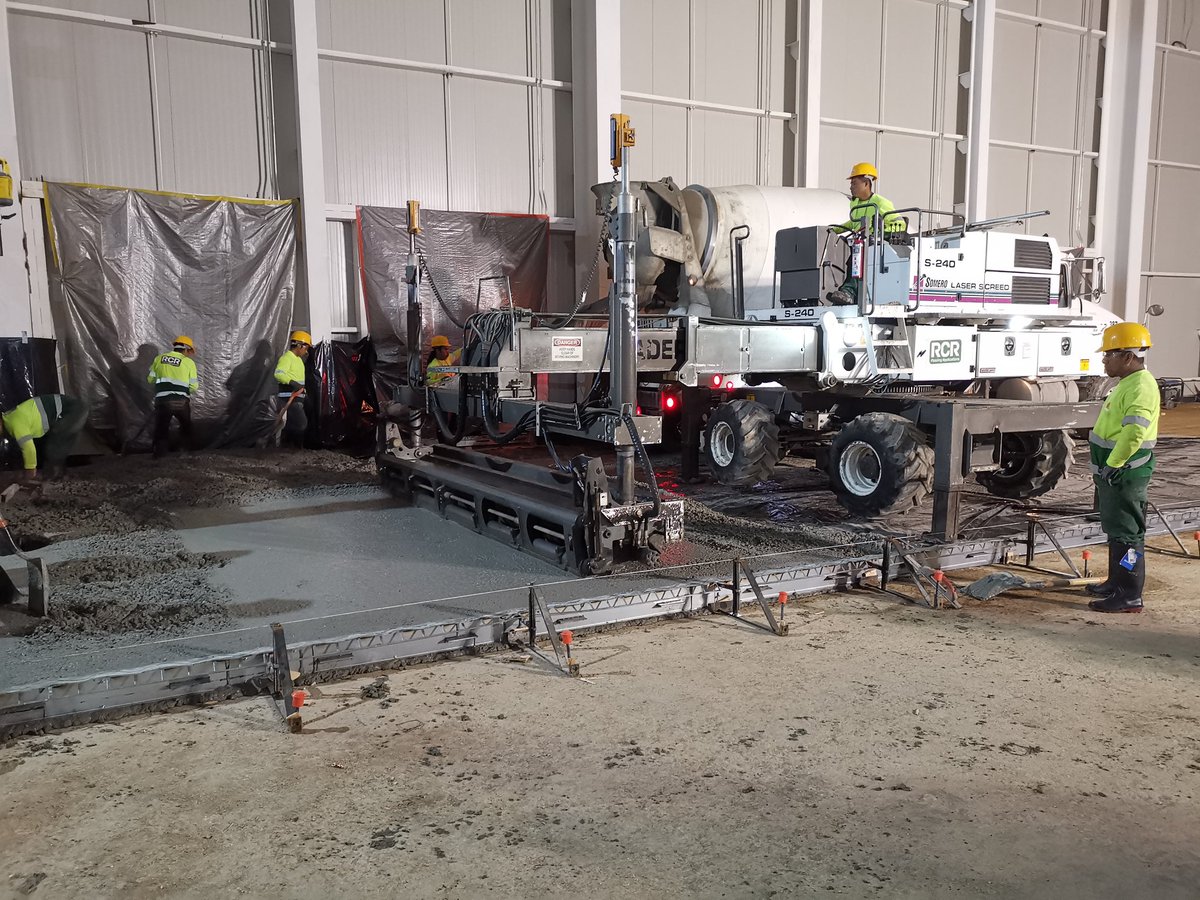 planasmasip's tweet photo. @RinolMexico @MonofloorM @RCRIF
✔️1er colado #CEDISWallmart en Mérida
✔️45.000m2 #RCRconductilVRS
✔️2a obra junta #Permabanwave en México🔝
✔️Endurecedor #Qualitopmillenium de @RoclandFloor🔝
✔️1a obra en México colocación de #LinkEVR con silo especial🔝
#LideresDelMundoPlano https://t.co/9dsvOwhS8h