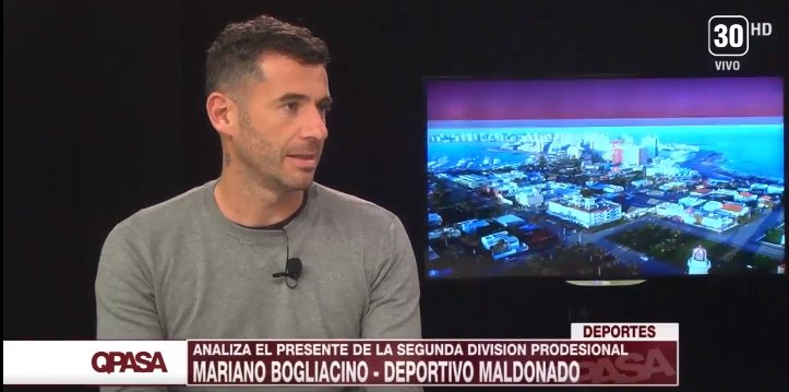 maldosad's tweet photo. En la tarde/noche de ayer nuestro volante Mariano Bogliacino dialogó con @Maurici92025331 en #QPASA #Canal30PuntaCable. Cc: @rodrigosilvagdp
https://t.co/rvamR1RXco https://t.co/8WSg3XpjiV