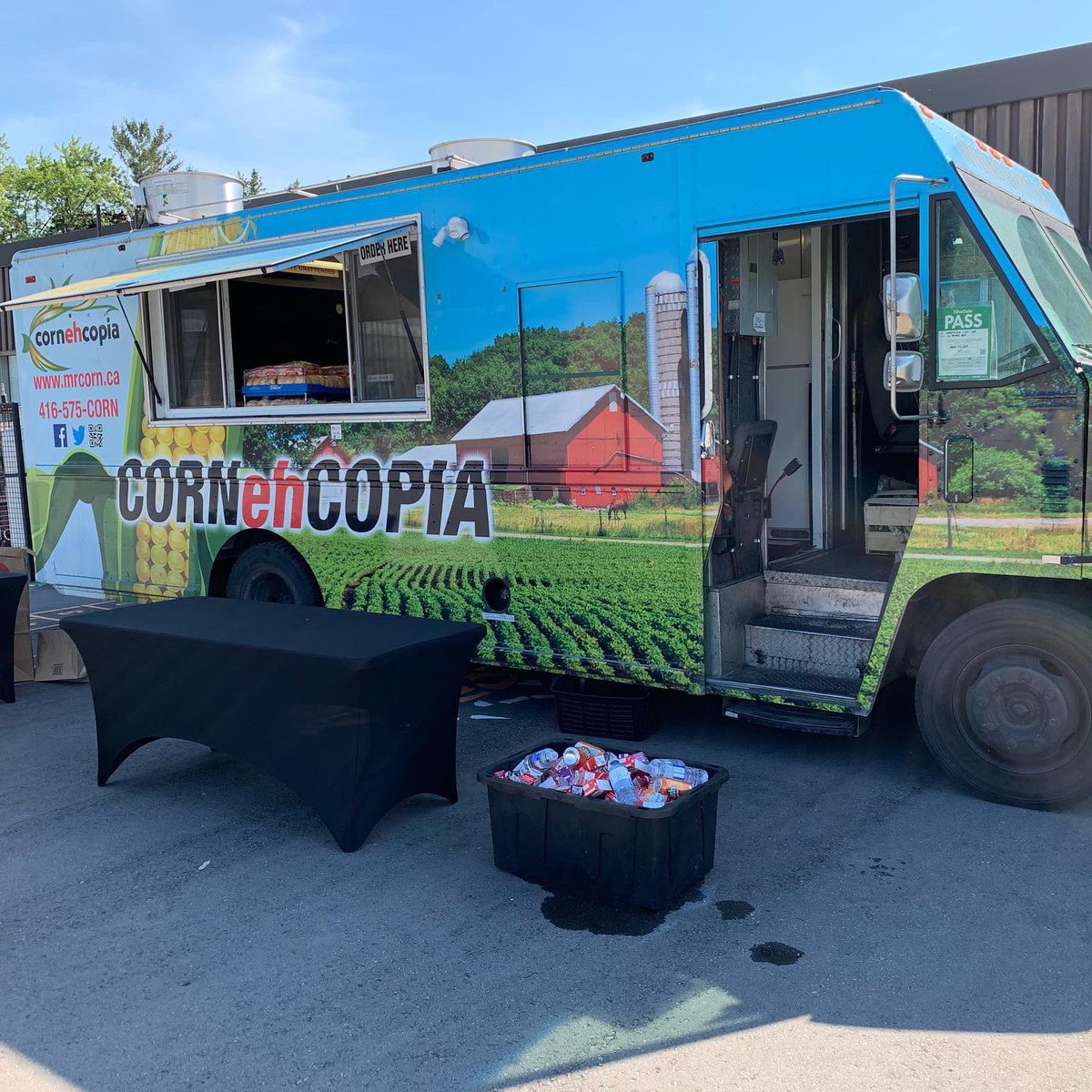 bayviewglenps1's tweet photo. Something is about to go down @bayviewglenps1 #FunFair2019 https://t.co/UNWu1QbCvv