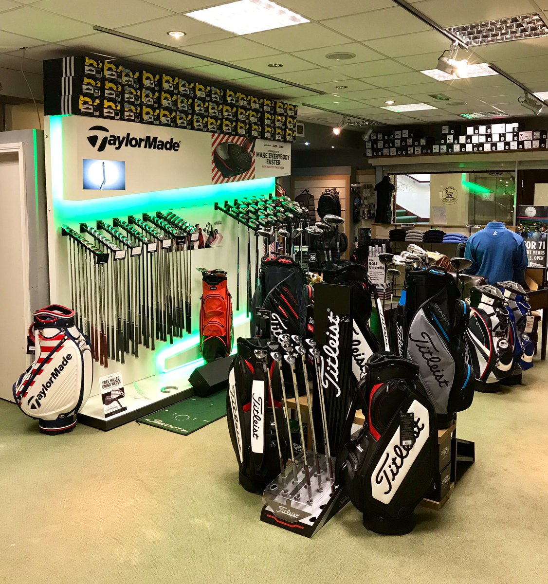 TGI_PeterSmyth's tweet photo. More merchandising pics from the last couple of days @DelganyGC @delganyproshop clear defined departments, maximising both wall &amp; floor space...enhancing the customer experience throughout the shop. #MarketingHub #POSticketing #FREEservice 😉 https://t.co/tZdFHrJkQf