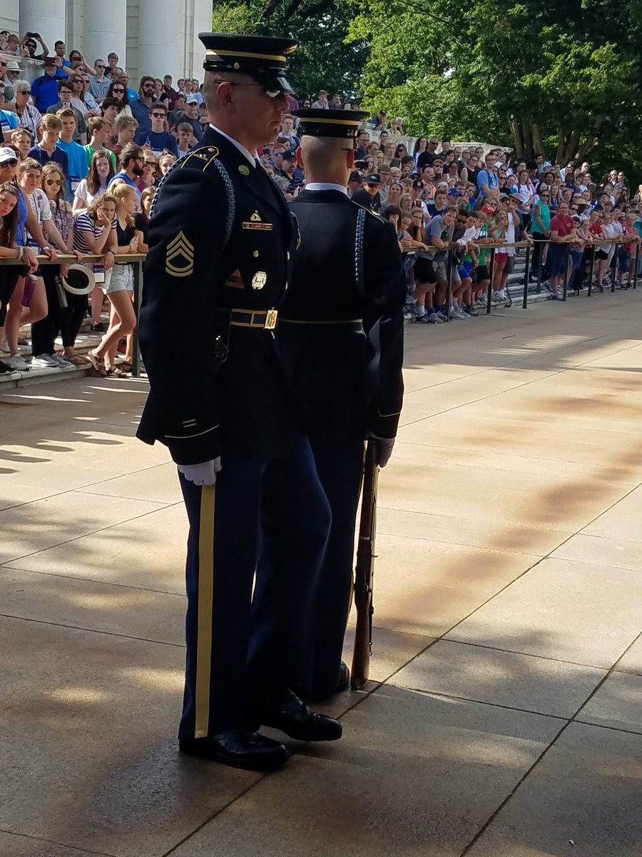 egrec2019's tweet photo. Arlington National Cemetery https://t.co/4ZwQaBIKle