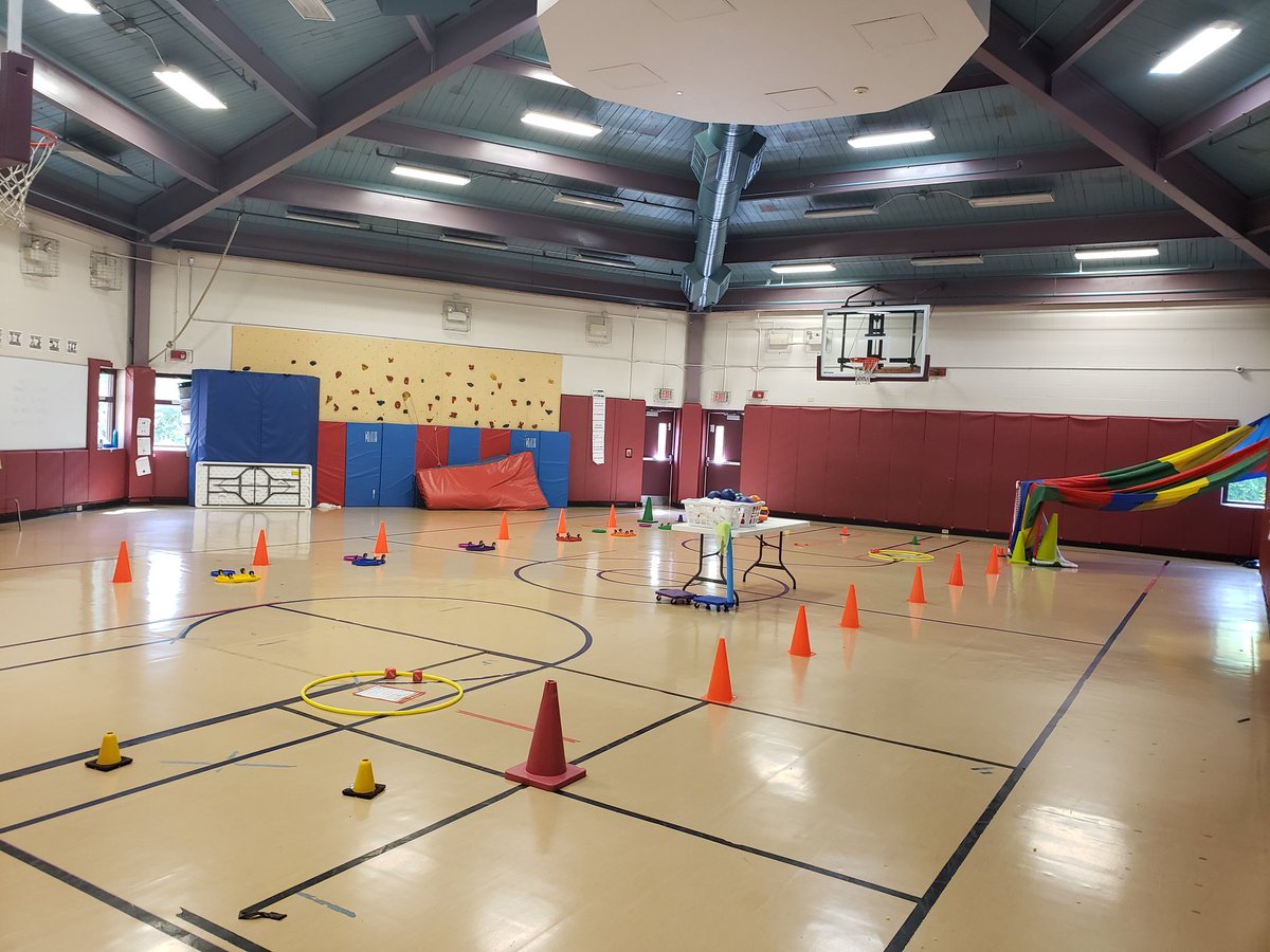 Farm Hill School PE tweet media