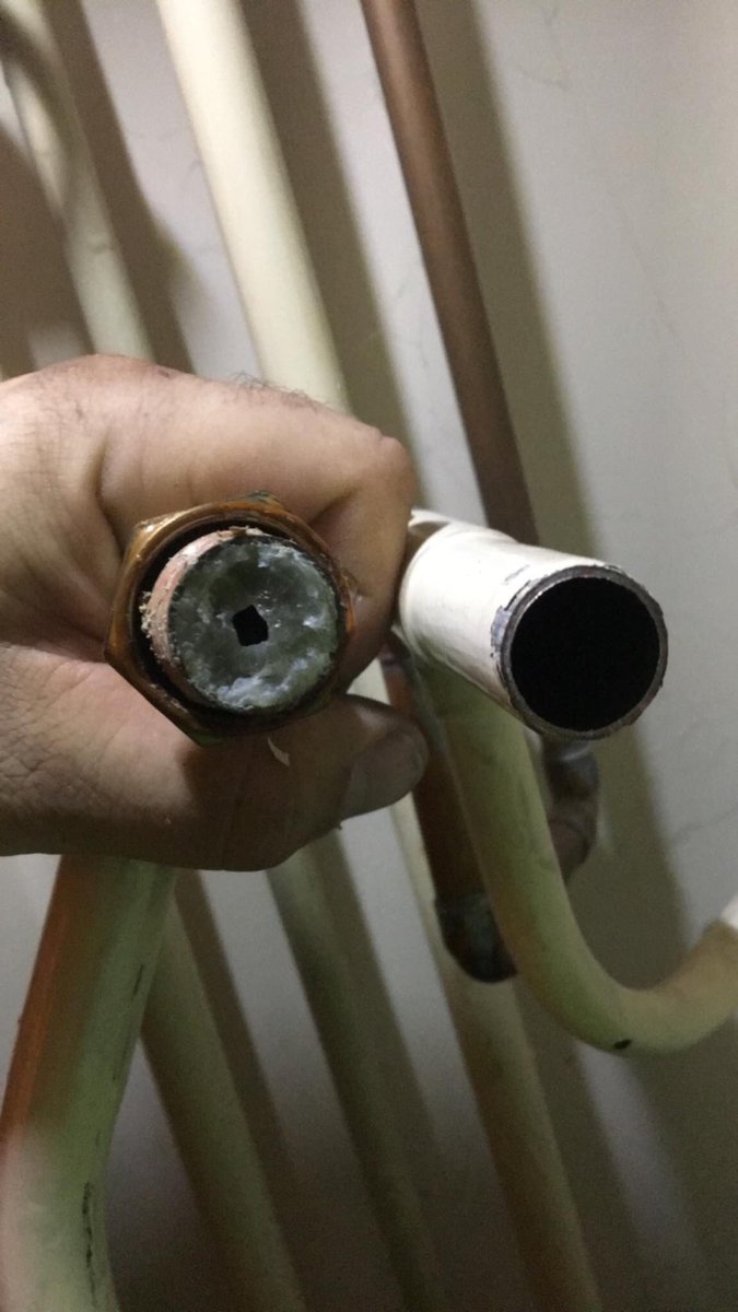 FlowTecSolution's tweet photo. @plumberparts Bishop’s Stortford, Hertfordshire. This is a common occurrence out here! #limescale #hardwater #PlumbingDisaster #FlowTecSolutions #BWT https://t.co/2S74OJML5i