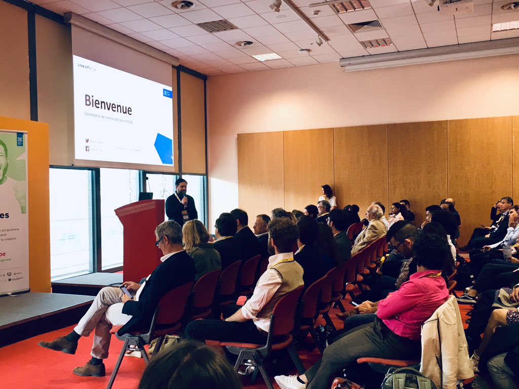 BoostInLyon's tweet photo. Ce soir, c’est la remise des prix de @lyon_startup #LSU8 au #SDE2019 ! La pression monte au sein de l’audience, et elle se fait ressentir ! Félicitations à tous dont nos pépites #BIL14 @Artoche, Qurious Path et Via Romana 🚀👏🏼 https://t.co/dYJSFSPQw3