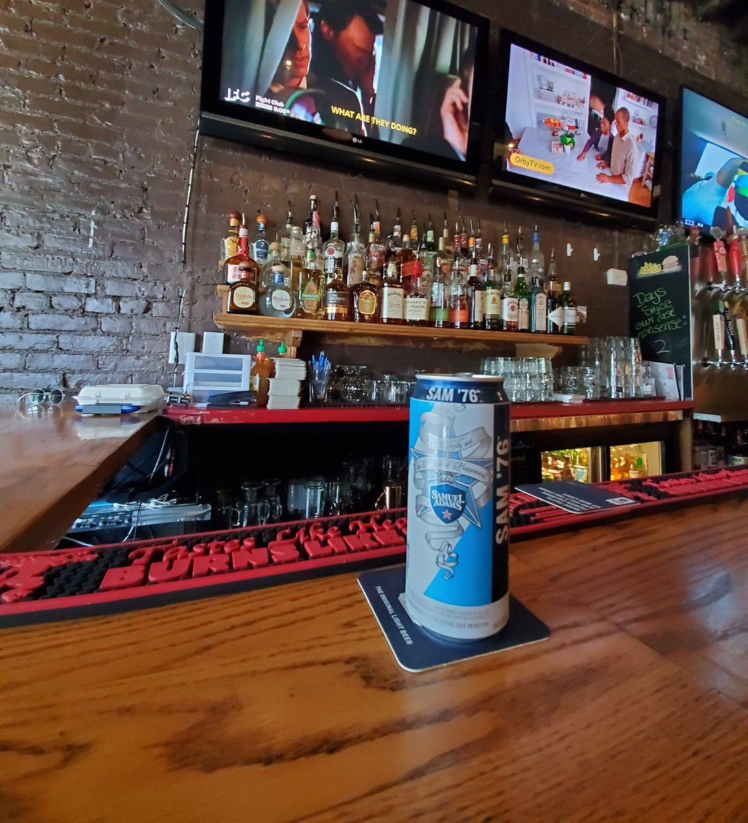 BostonAttitude's tweet photo. #Game7
Puck Drops @ 8:00pm 

Best Boston Bars!
@McGreevysBoston
@TheAveBoston 
@TheFoursBar 
@GameOnFenway 
@TheLansdowne 
@hurricanesbos 
@TheHarpBoston 
@CasknFlagon 
@BleacherBar 
@BostonRedHat 
@championsboston 
@StatsinSouthie 
@TonyCsSportsBar 
@johnnieswestend 
#NHLBruins https://t.co/c6m7enyvab