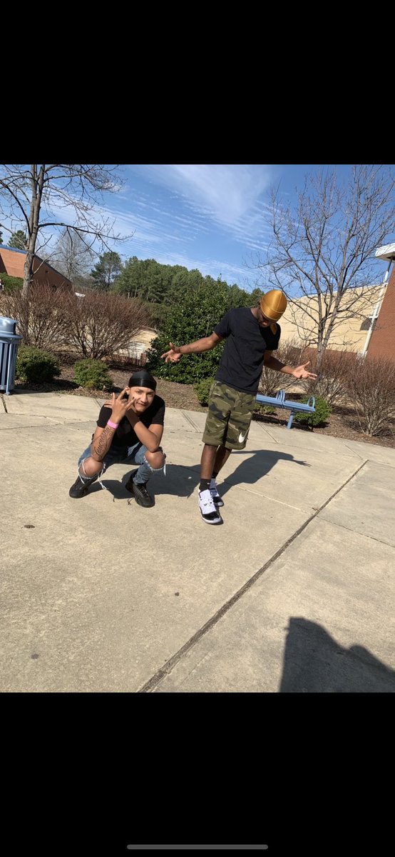 Therealkayjay_'s tweet photo. Graduation tomorrow 🤦🏽‍♂️🎓💯 https://t.co/sYyWTBqqL2