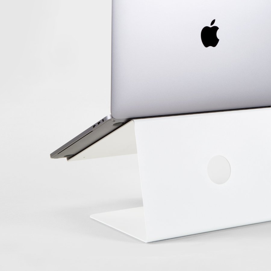 Nice angle😍
See more: moonimal.com

#macbook #laptopstand #macbookstand