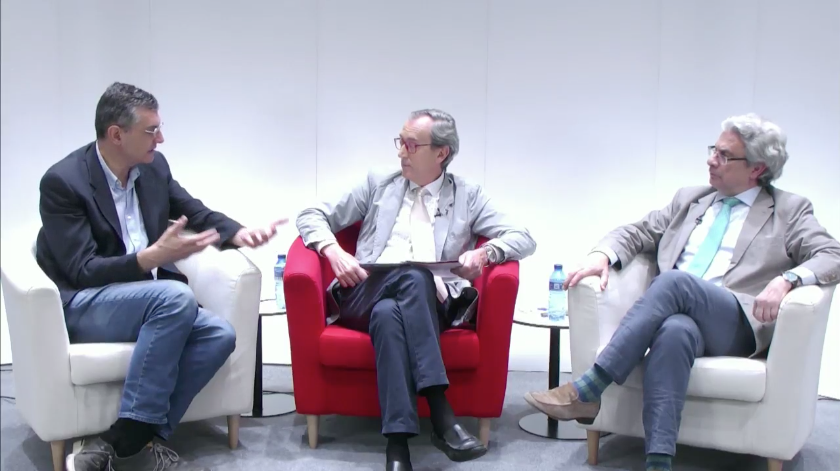 secardiologia's tweet photo. “La combinación de variables clínicas de imagen y biomarcadores es probablemente lo necesario para una mejor estratificación del riesgo”, afirma el Dr. Antoni Bayés Genís en el webinar #LivePractICa
https://t.co/vnh7ifQIhk https://t.co/jinUzVhm3G